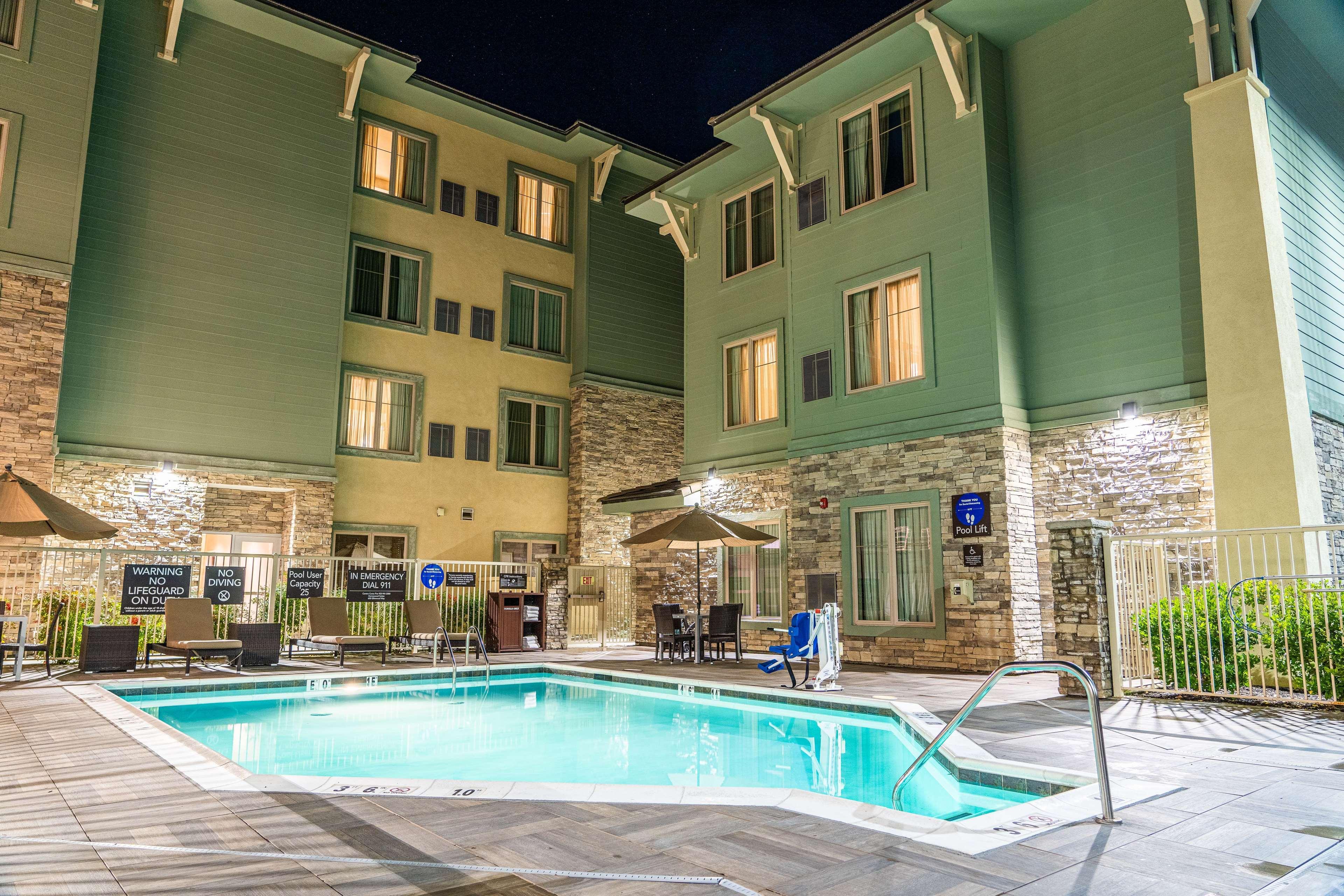 Homewood Suites By Hilton Pleasant Hill Concord Eksteriør billede